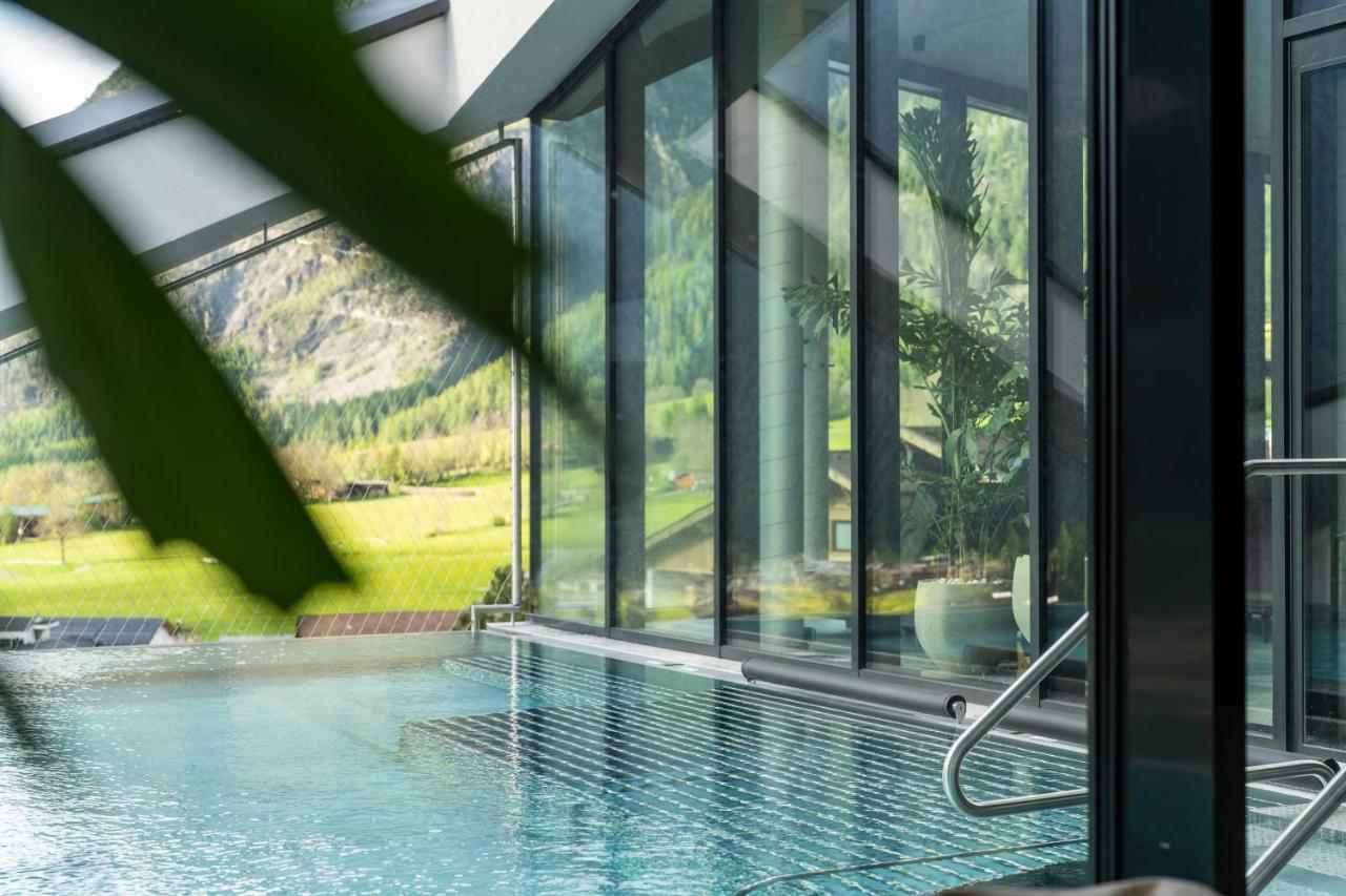 Lifesteil Aparthotel Umhausen Exterior photo